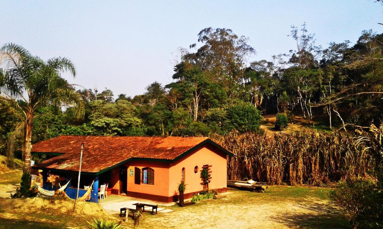 O Brejo Encantado Hospedagem E Hostel Embu Eksteriør bilde