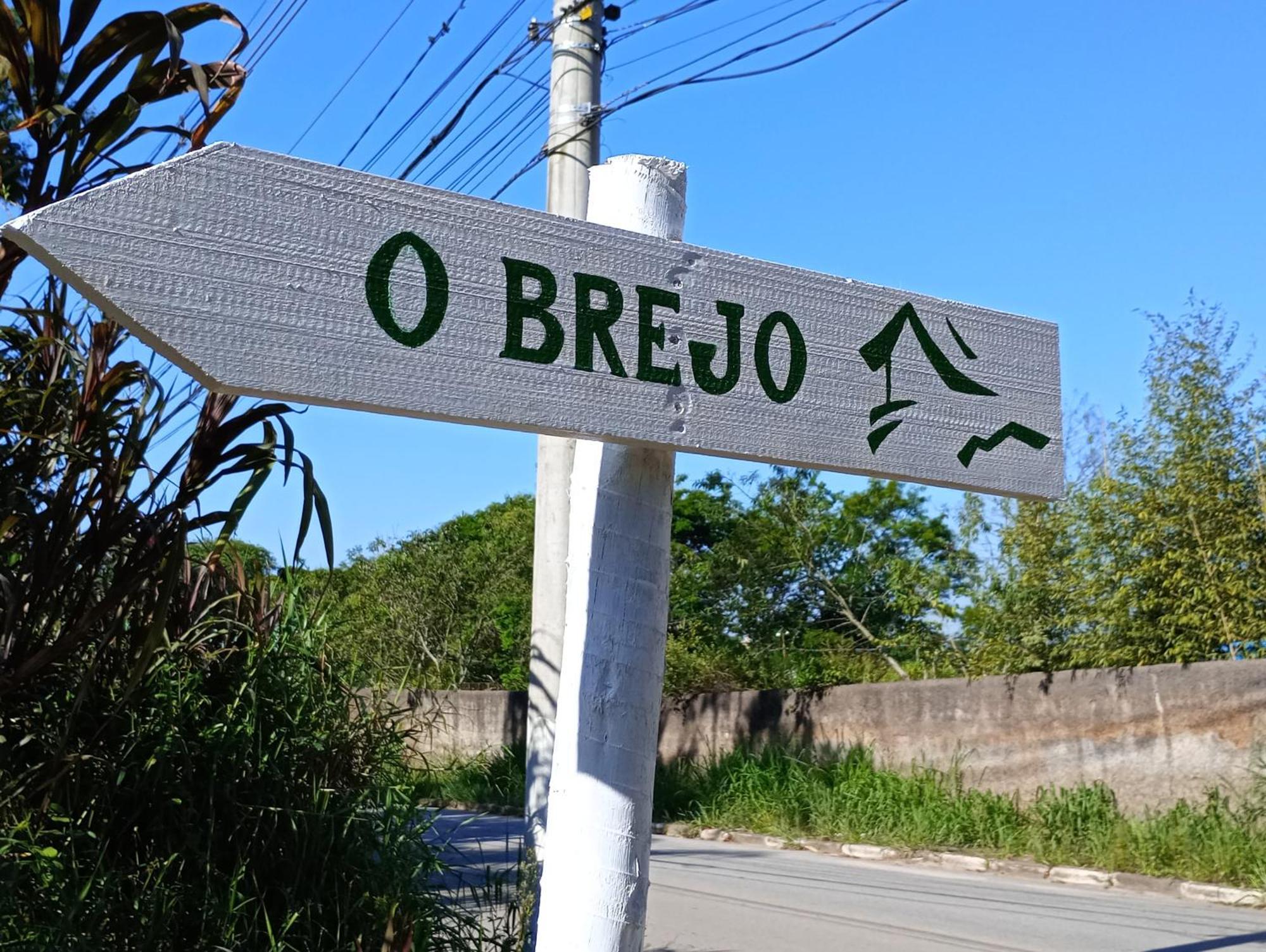 O Brejo Encantado Hospedagem E Hostel Embu Eksteriør bilde